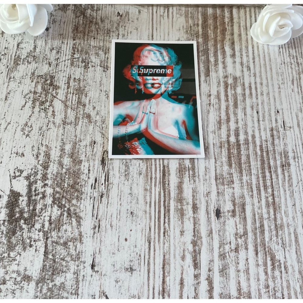 Brand new Supreme sticker